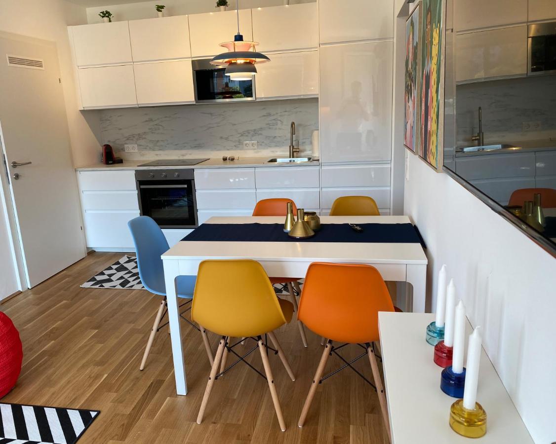 Brand New Cozy Apartment 10 Min To City Center Виена Екстериор снимка